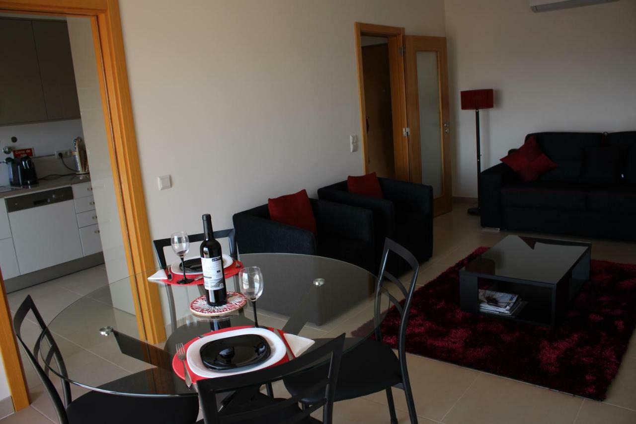 Casa R&B Apartment Lagos Luaran gambar
