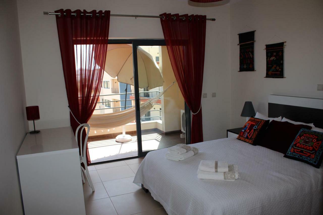 Casa R&B Apartment Lagos Luaran gambar