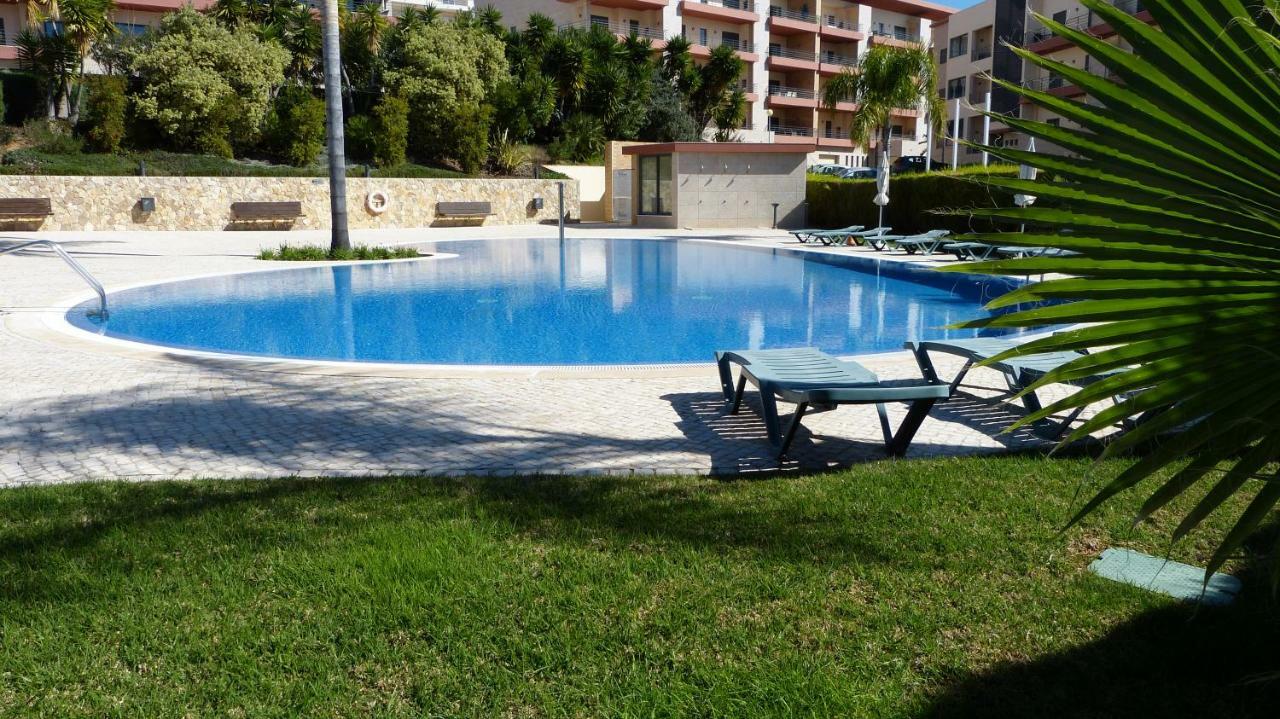 Casa R&B Apartment Lagos Luaran gambar