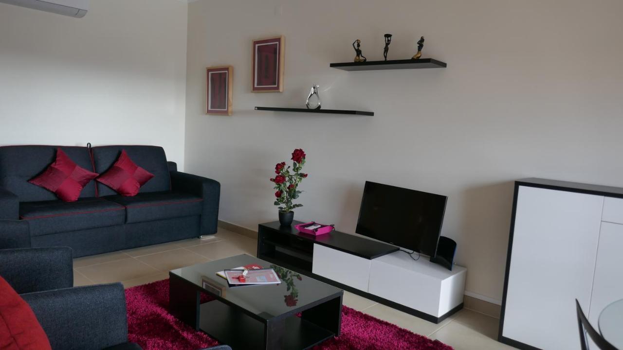 Casa R&B Apartment Lagos Bilik gambar